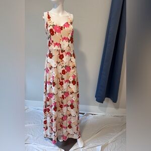 Floral V-Neck Maxi Dress in Cream, Pink and Red